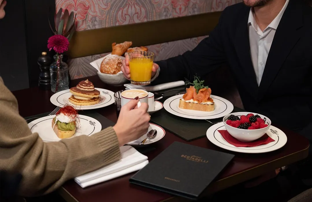 Radisson Collection Hotel, Palazzo Touring Club Milan-1